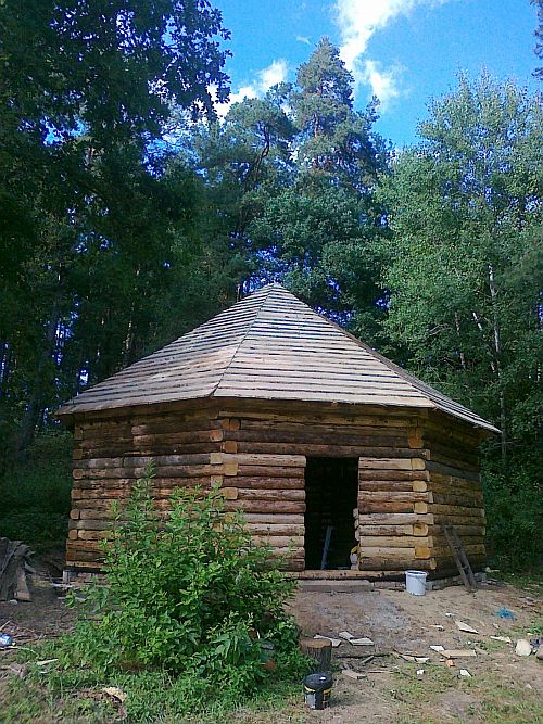 ...teda povstalo